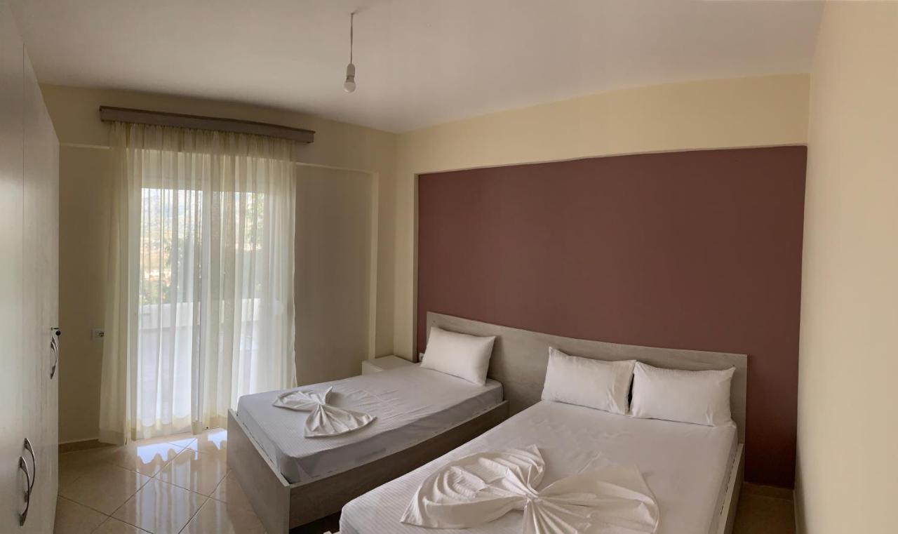 Vila Dasho Sarande Luaran gambar