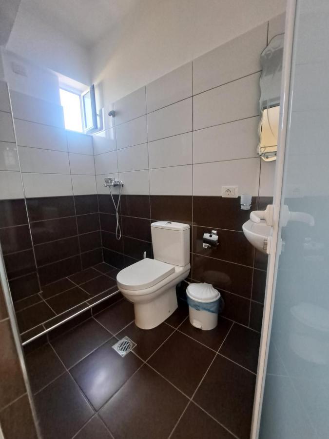 Vila Dasho Sarande Luaran gambar